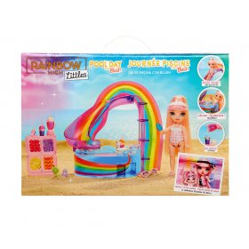 Кукла Rainbow High - Комплект Ден край басейна с Blush Parker