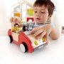 Hape - Дървена кола Семейна