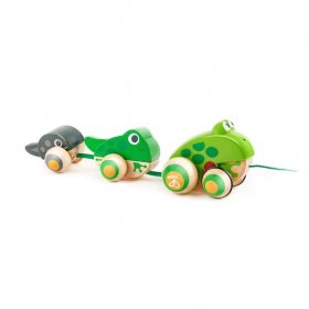 Hape - Дървена играчка за дърпане - Семейство жабки