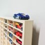 Дървен рафт за съхранение на колички и играчки - 80 отделения - Kruzzel