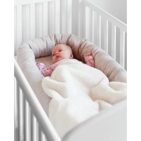 Baby Dan - Възглавница Cuddle Nest - Light Grey