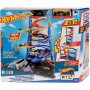 Писта Mattel Hot Wheels City Трансформираща се кула 2 в 1, с една кола